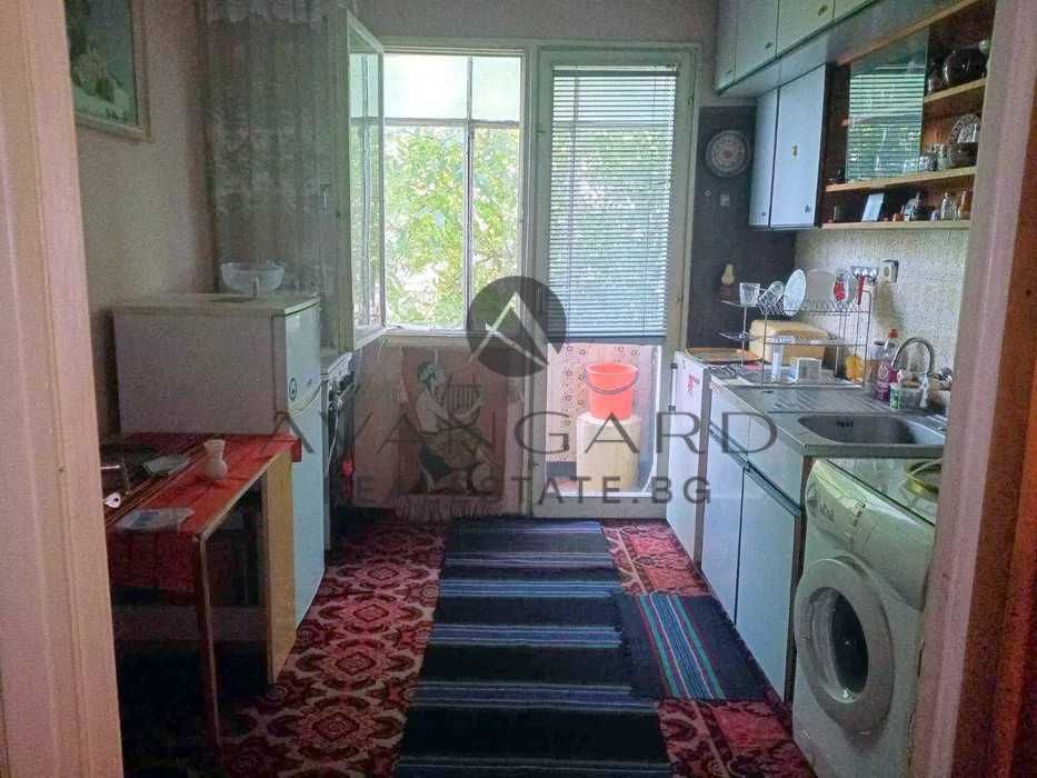 оф.19043 3-стаен РЕАЛНА КВАДРАТУРА Прослав