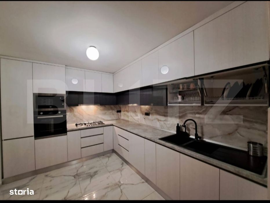 Casa de vanzare sau inchiriere, 7 camere, 315 mp, zona - Sisesti