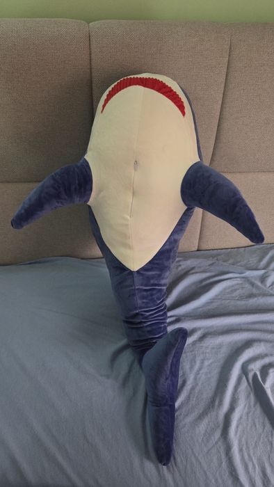 Плушена синя  акула