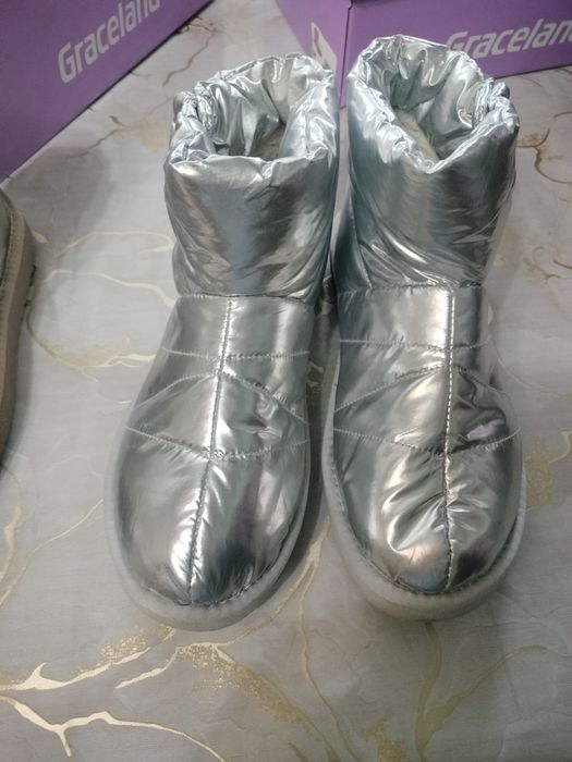 Ghete iarna UGG imblaniti