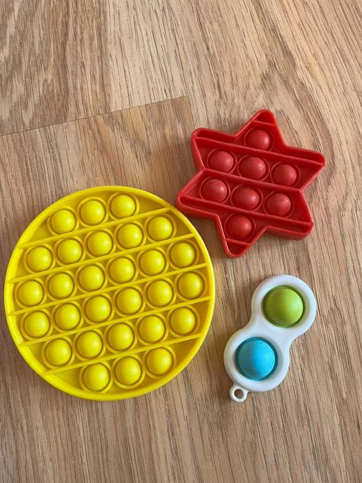 Три броя popit ..