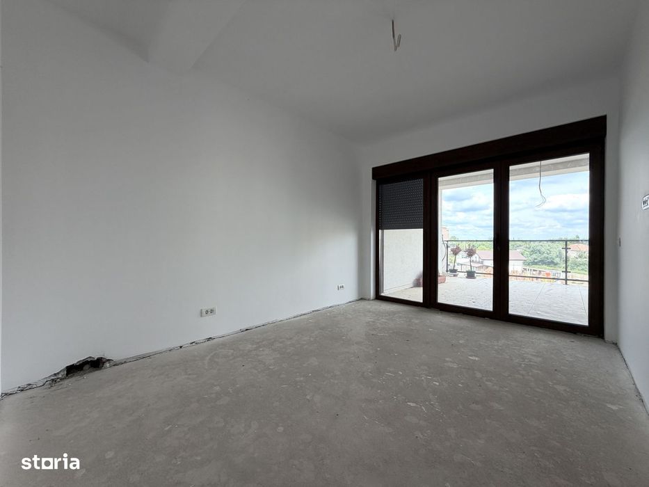 Penthouse 3 Camere, 67mp utili, 32mp terasa, etaj 3, bloc nou - Giroc