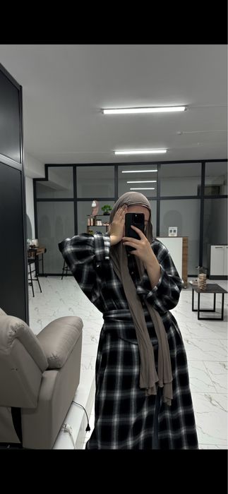 Покрытая қыздарға киімдер