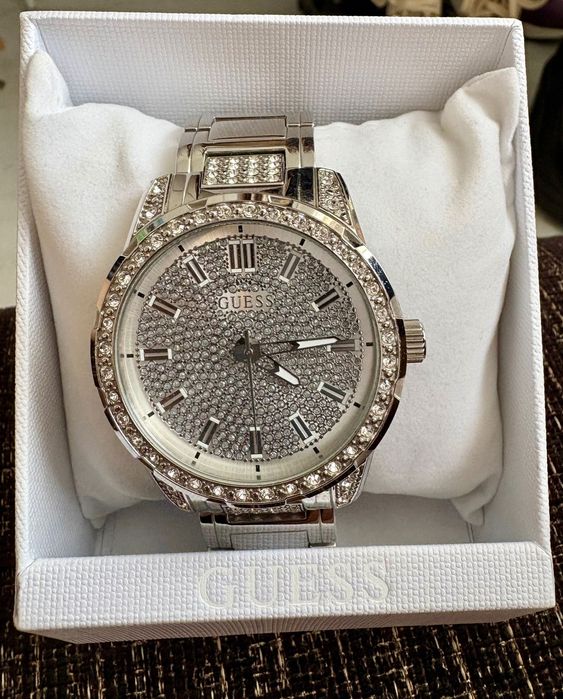 Часовници Guess, Michael Kors, D&G, намалени