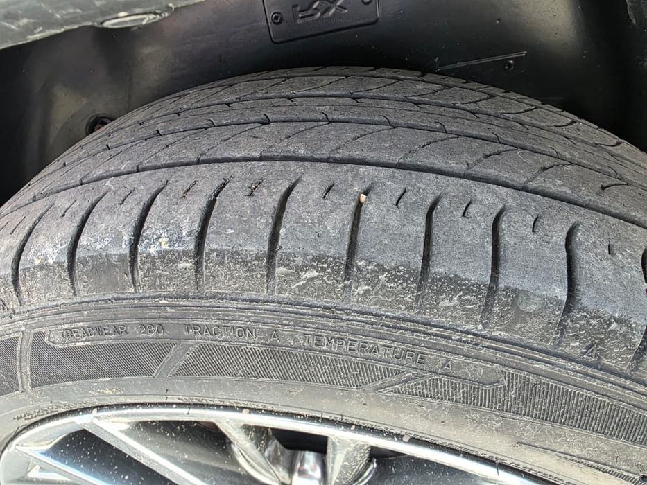 Шины Dunlop 235/55/20