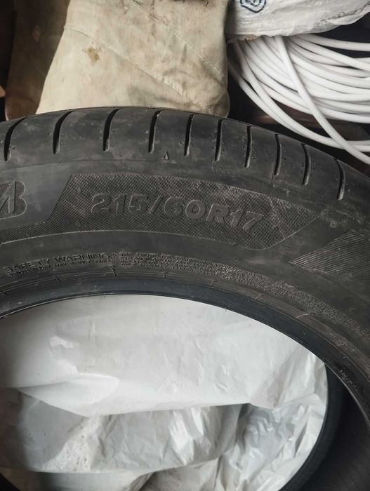 Продавам гуми Bridgestone Turanza 6 96H 215/60/17