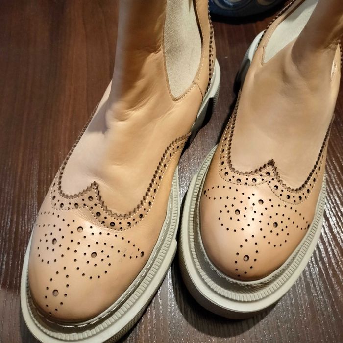 Ботинки челси бежевые