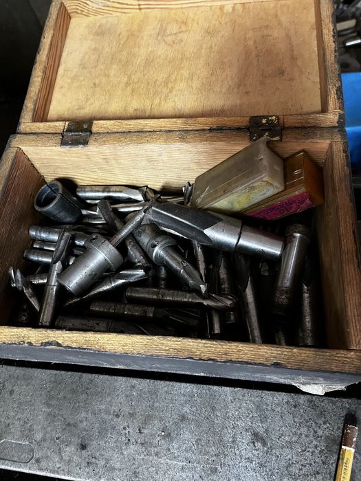 Металообработваща машина TOS Kuřim FNK 25