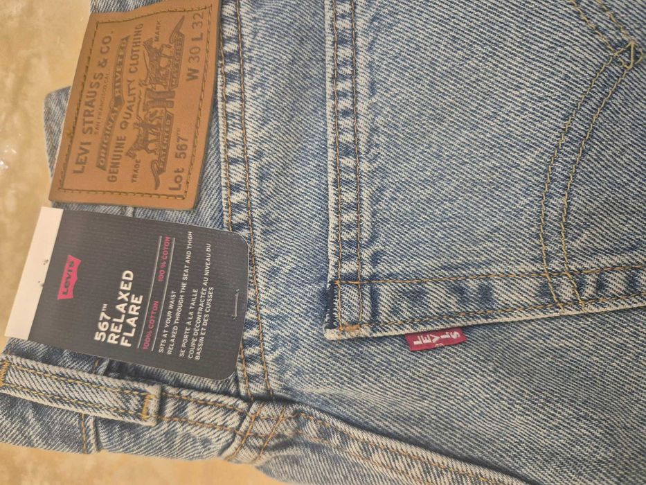 Джинсы Levi strauss