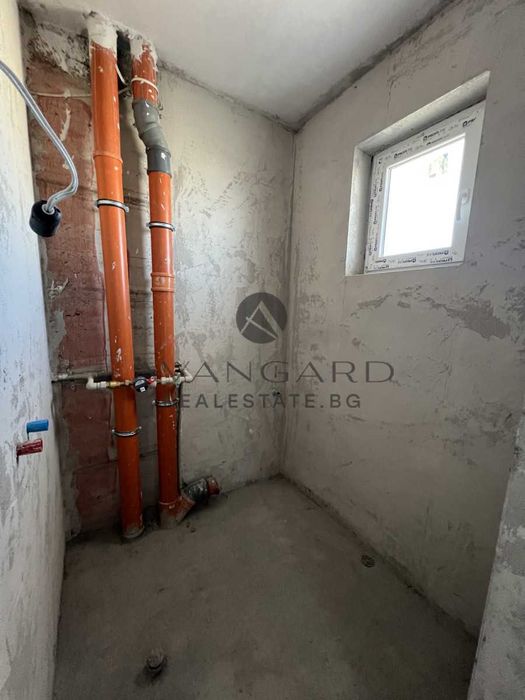 Продава се Двустаен апартамент в Пловдив, Коматевски възел - 90 кв.м за 1077 €/кв.м - Снимка #4