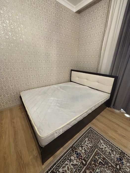 Кровать двуспальный