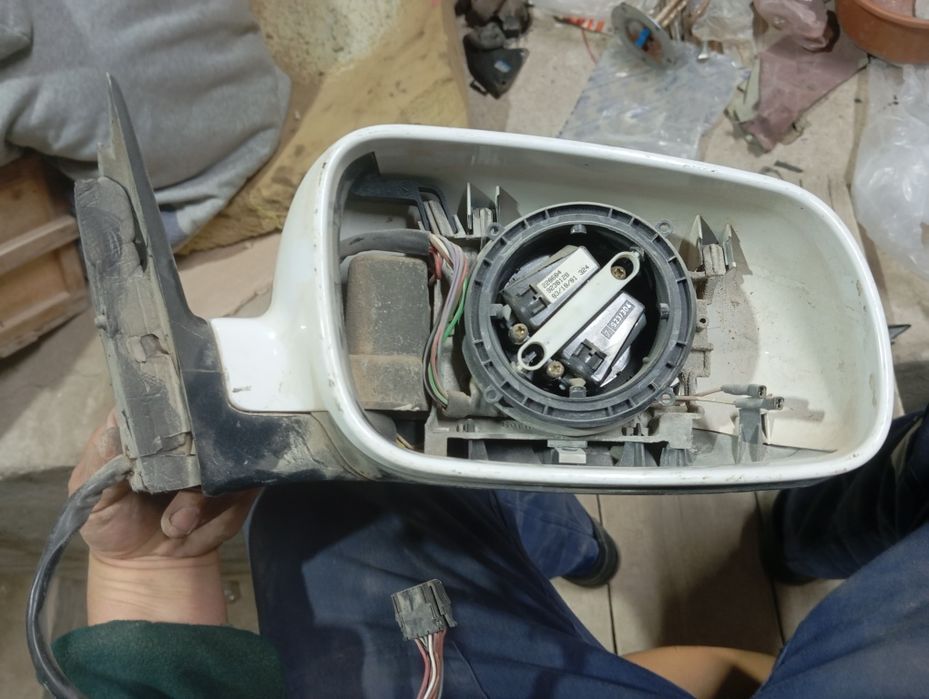 Запчасти задный вид пассат б5+