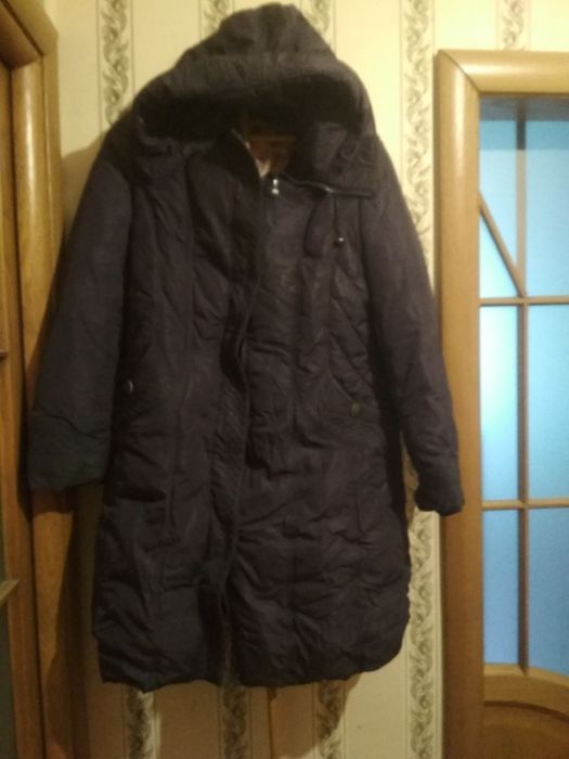 Продам пуховик женский размер 52