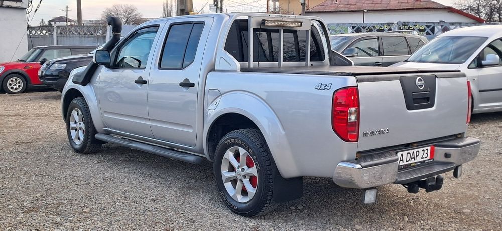 Nissan Navara Cutie AUTOMATĂ 4X4 REDUCTOR mic/MARE BLOCABIL an 11.2013