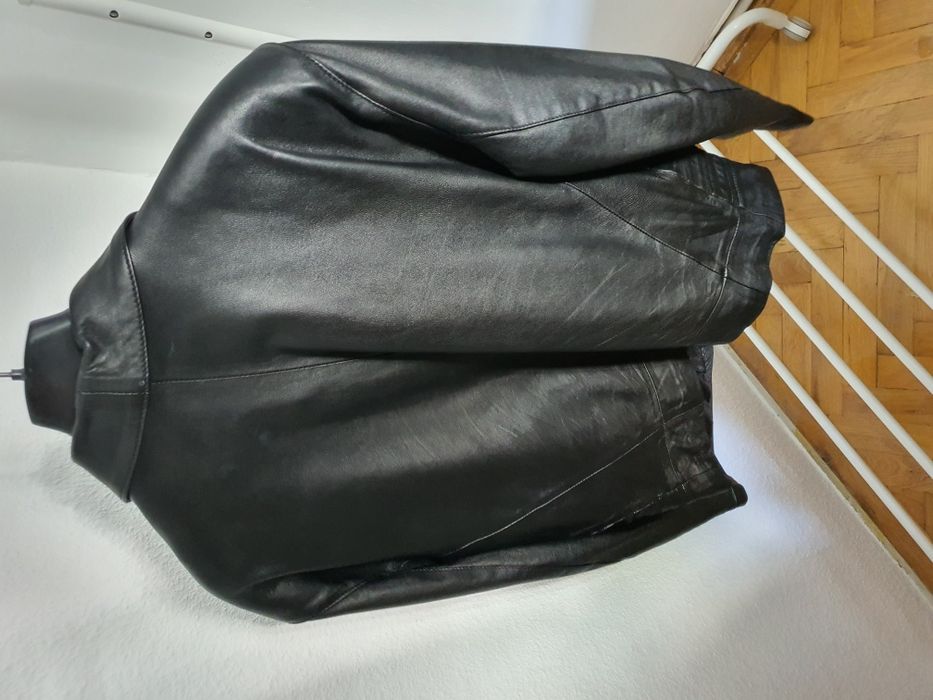 Haina de piele făcută la comanda