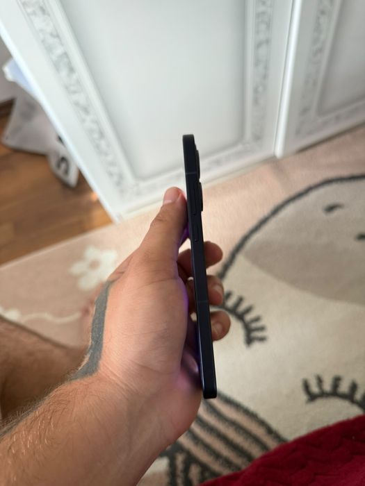 Vând sau schimb Oppo Reno 13