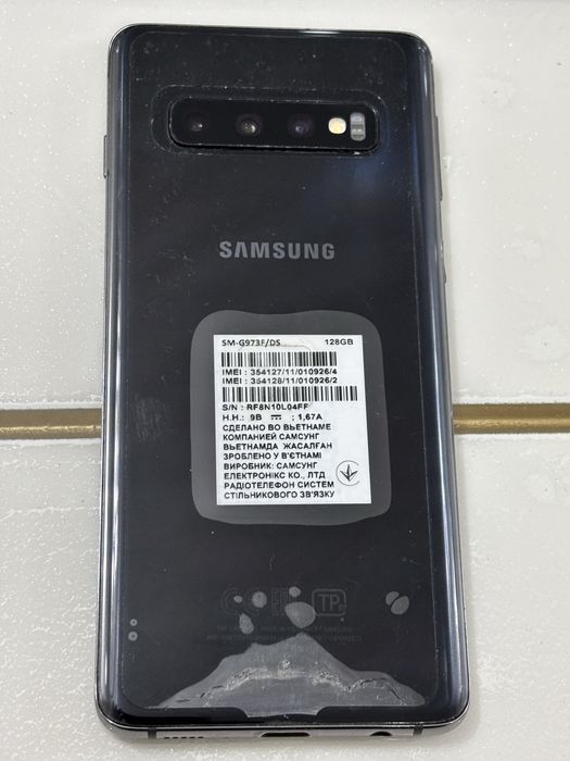 Продам Самсунг с10