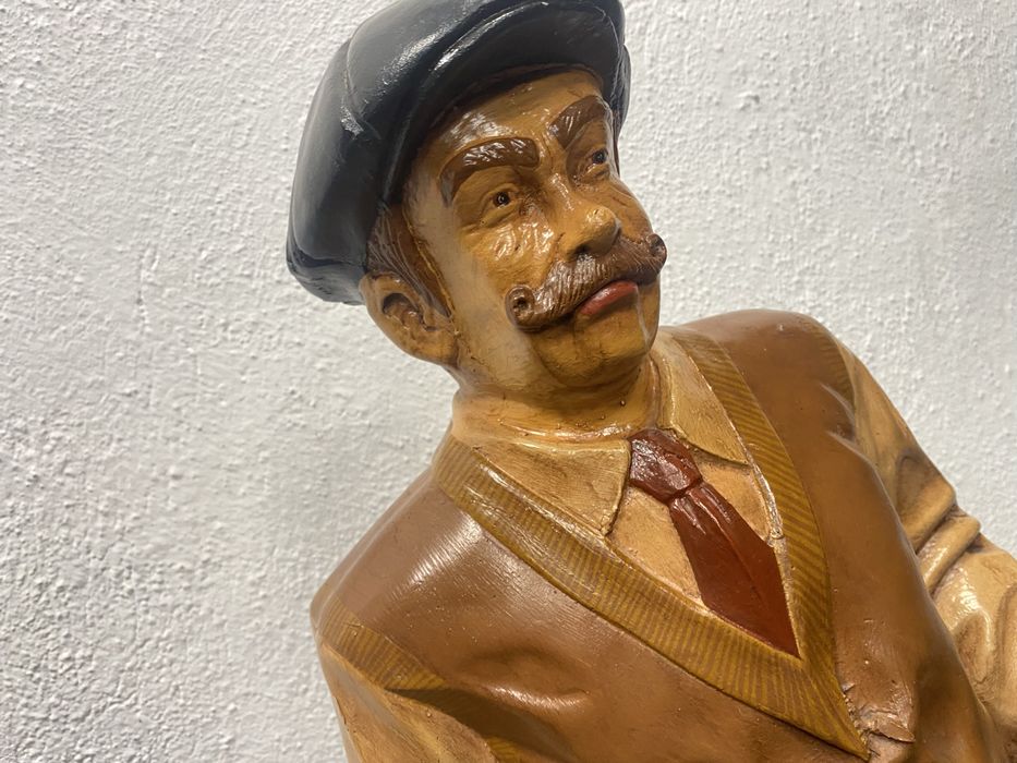 Стара френска фигура от фибростъкло 1960 г