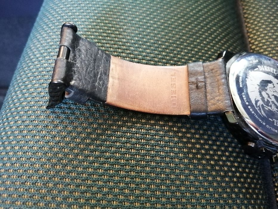 Наручные часы Diezel DZ4323