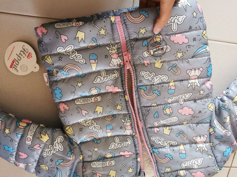 Детско якенце за момиче