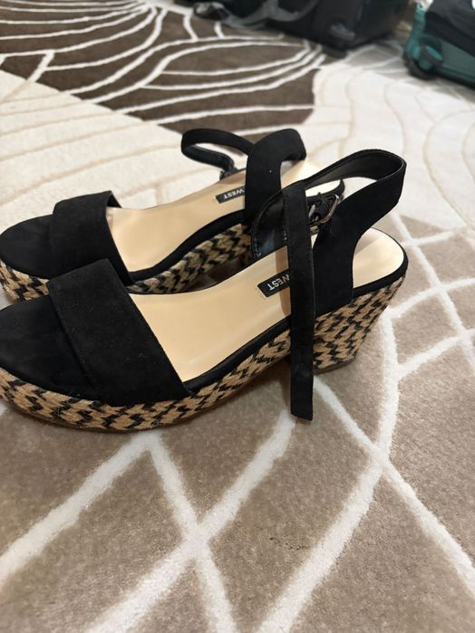 Летни Сандали на платформа NineWest