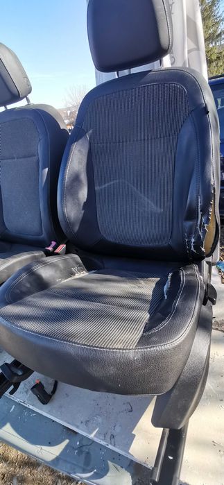 Салон за " Astra-J " след 2011 г. комби