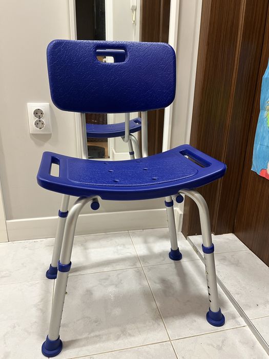 Стол за баня за възрастни / инвалиди