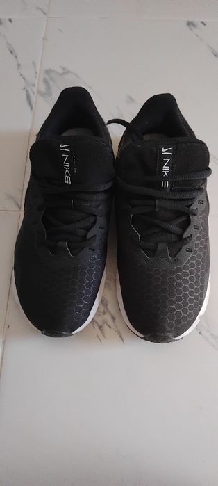 Дамски маратонки Nike