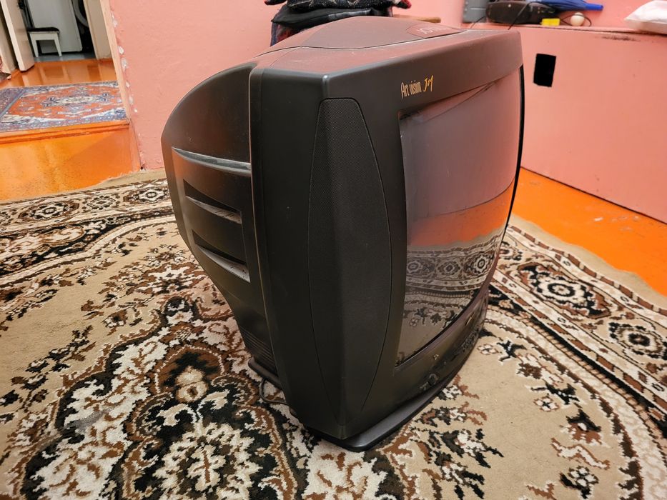 Телевизор не включается