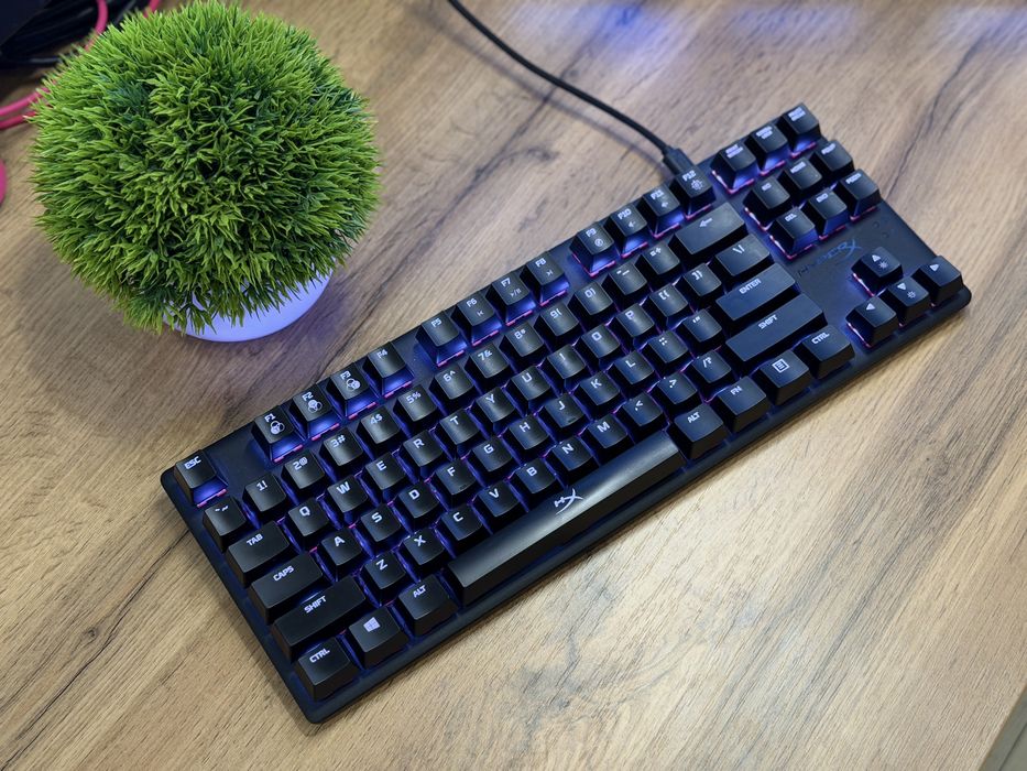 Механическая клавиатура HyperX