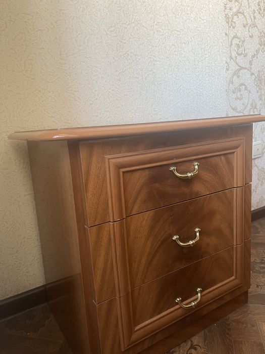 Продам мебель в спальню