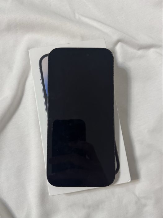 Айфон 14 про 256gb черный, срочно.