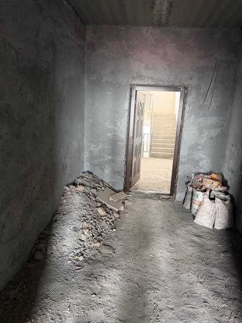 Ургут туманида кенг 2 хонали хонадон сотилади!