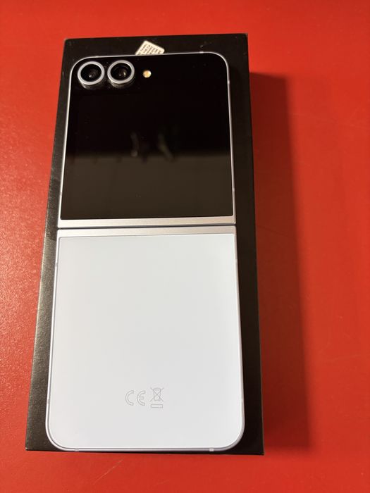 Samsung Galaxy Flip 6 256GB
