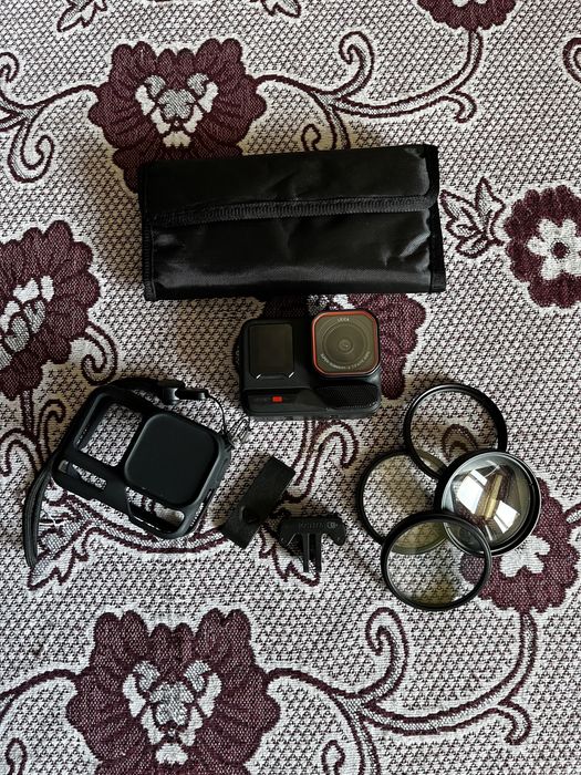 Продаю Insta360 Ace Pro 2