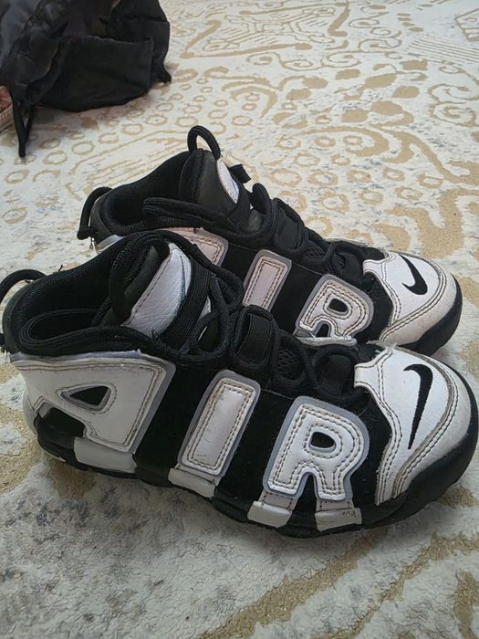 Nike AIR 180 lei