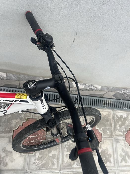Bicicleta gt avalanche