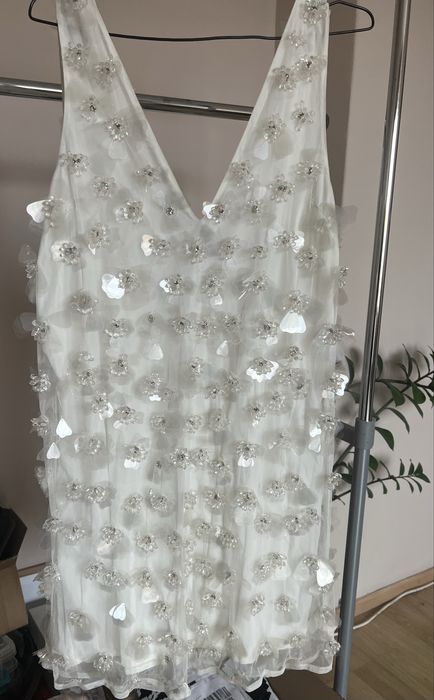 Блестяща рокля с 3-D кристални цветя Asos Асос - бяла