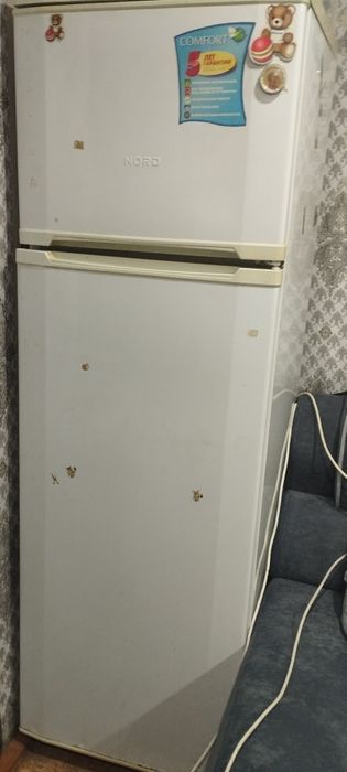 Продам холодильник