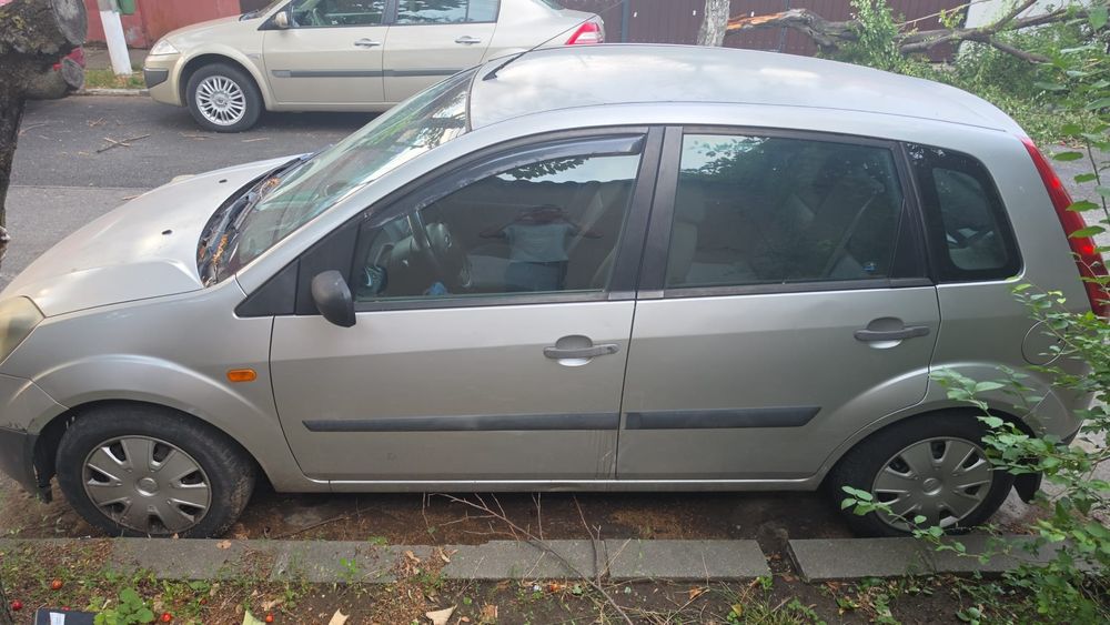 FORD Courier 2008 — imagine 2