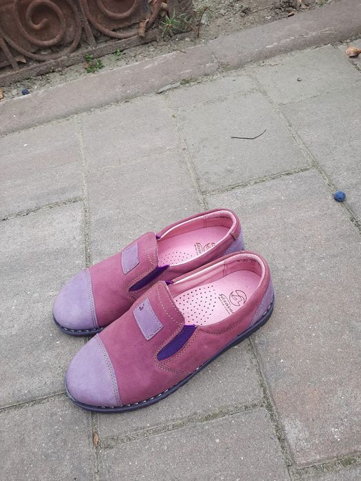 Incaltaminte fetite marimile 27 si 30