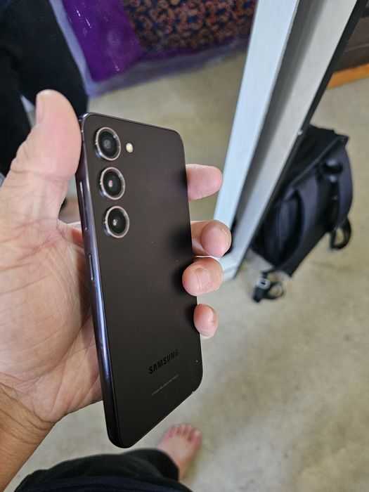 Samsung S23 8/256