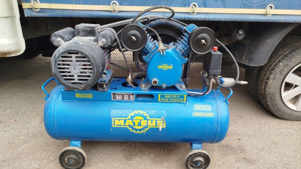 Продам Компрессор