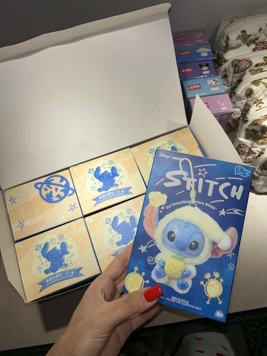 Подарки, конструкторы, косметички для девочек