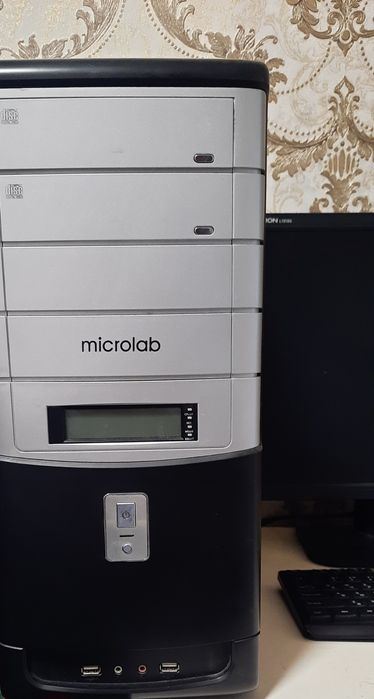 Kompyuter sotiladi kelishilgan narxlarda