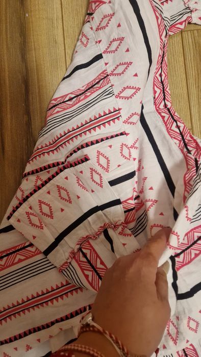 Рокля с фолклорни мотиви-л размер