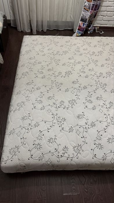 Продам матрац 180*200 см