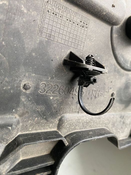 Scut dreapta conducte sub masina Volvo XC60 V90 V60 XC90 V60CC 32260495