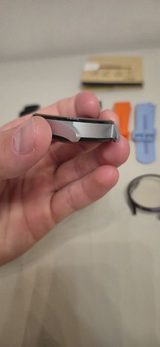 Samsung Galaxy Watch 7 – отлично състояние, с аксесоари и гаранция

Пр