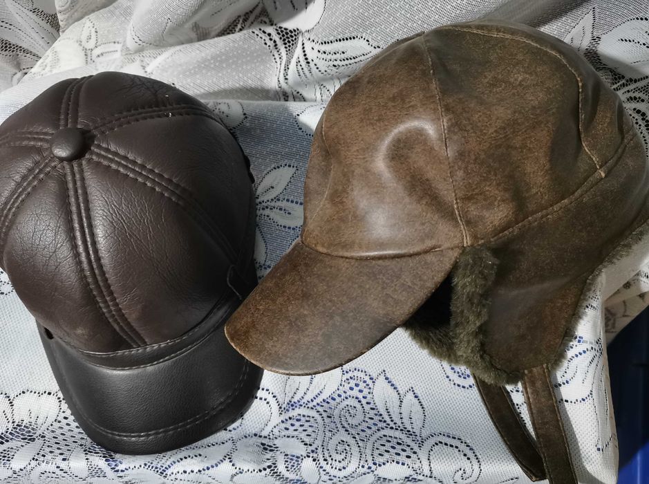 Кепки с ушами утеплённые